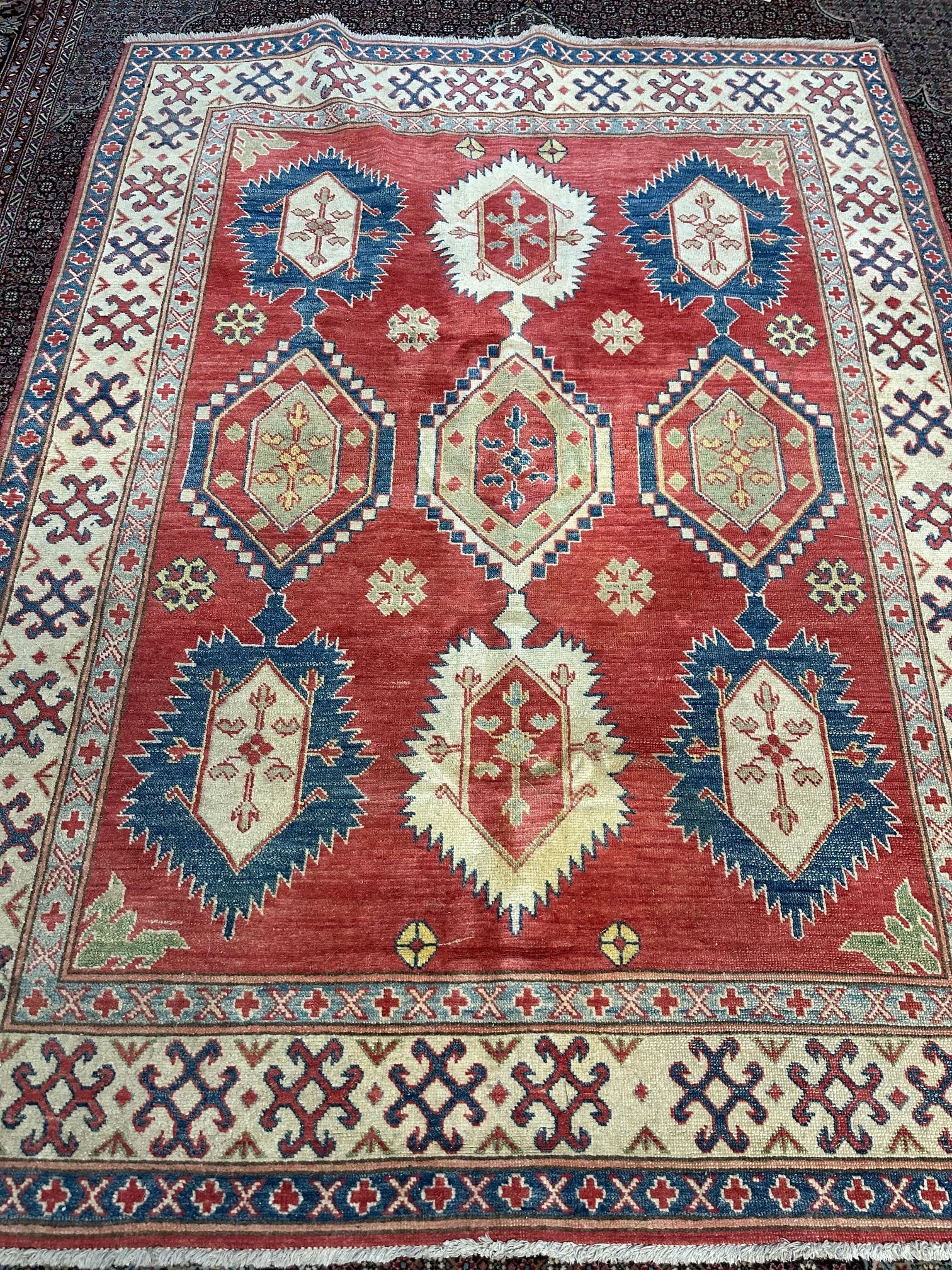 Hand Knotted Oushak Rug -5.6x7.4 Ruh: Title:Hand Knotted Oushak Rug -5.6x7.4 Ruh Description:Hand Knotted Oushak Rug -5.6x7.4 ft Size:5.6x7.4 ft Circa:1980 Origin: Material:100 %Wool Reserve: $300.00 Shipping: Domestic: Flat-rate of