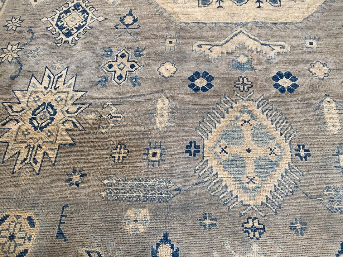 EXQUISITE FINE SUPER KAZAK RUG 8'.3"x10' - 3