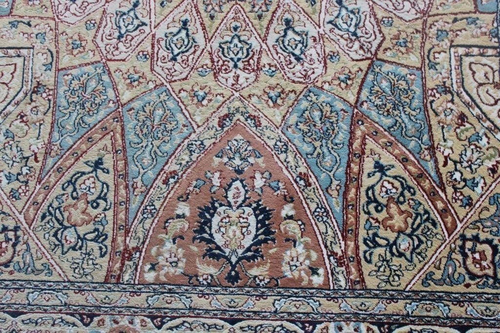 Very Fine Hand Knotted Persian Silkand Wool Nain Rug 5x8 ft - 2