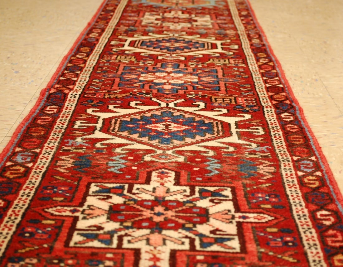 Persian HERIZ RUG 1'8" x 11' - 6