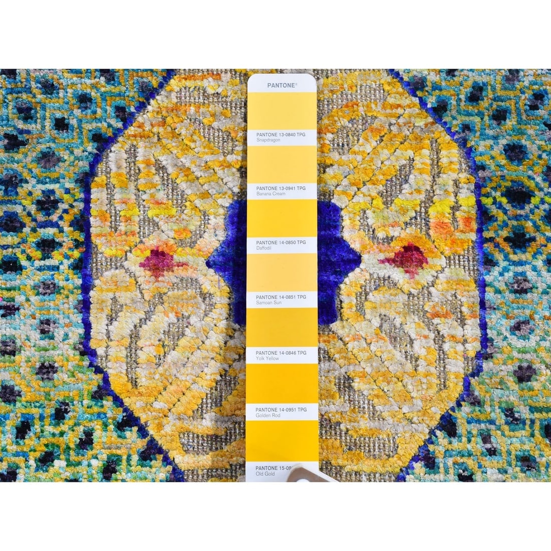 Sari Silk with Textured Wool Mamluk Design Hand Knotted Wide Runner - 4