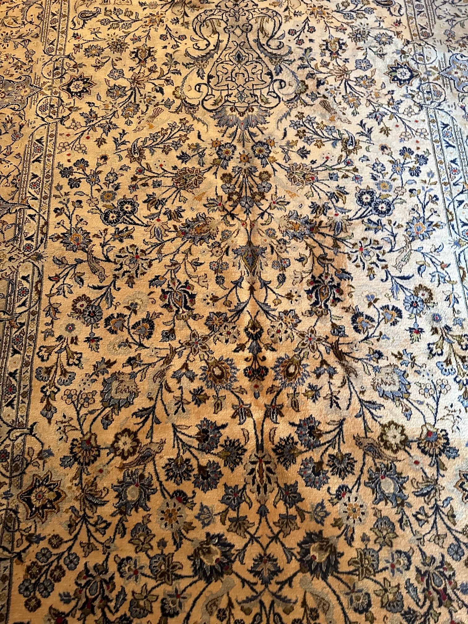 Very Fine Hand Knotted Persian Silk Rug 6.4x4.2 ft - 2