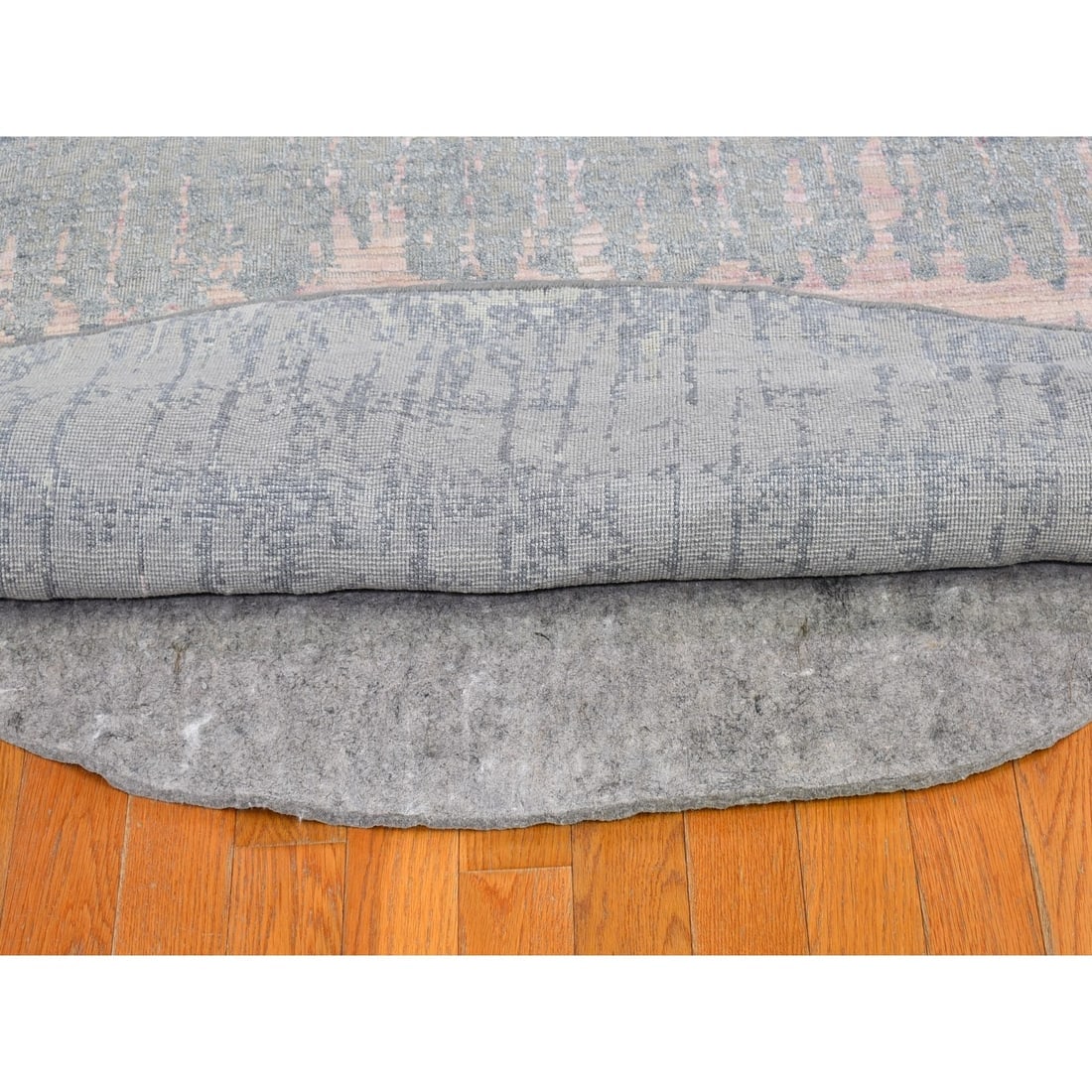 Cardiac Design with Pastel Colors Round Textured Wool and Pure Silk Rug - 9