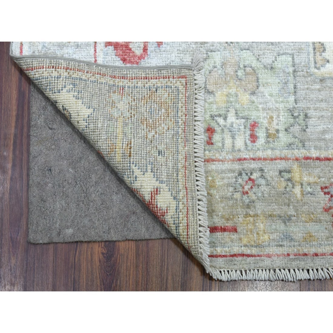 Gray Afghan Angora Oushak with Touches of Red Hand Knotted Wool Rug - 2