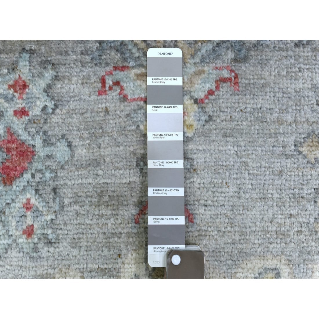 Gray Afghan Angora Oushak with Touches of Red Hand Knotted Wool Rug - 3