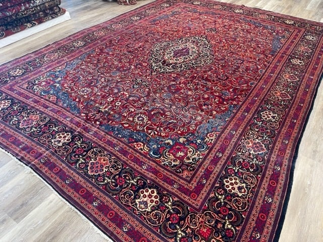 Antique Persian kashan rug-3281: Title:Antique Persian kashan rug-3281 Description:Fine Antique Persian Kashan Rug from central Persia, size 9 ft. 10 incges ft by 13 ft. 8 inches, circa 1910, very good condition with nice even lower 