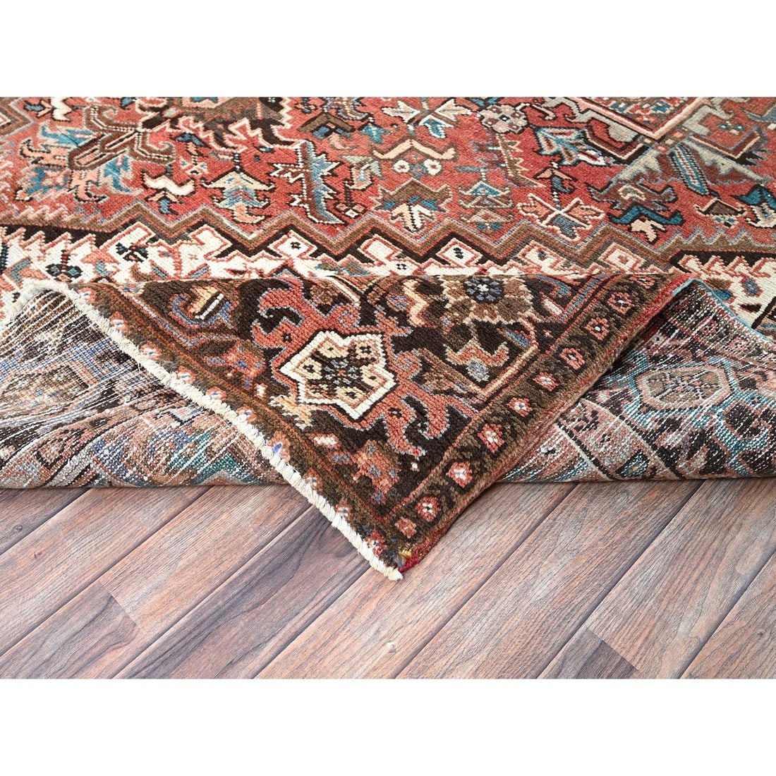 Red Vintage Persian Heriz with Medallion Design Hand Knotted Wool Rug - 6