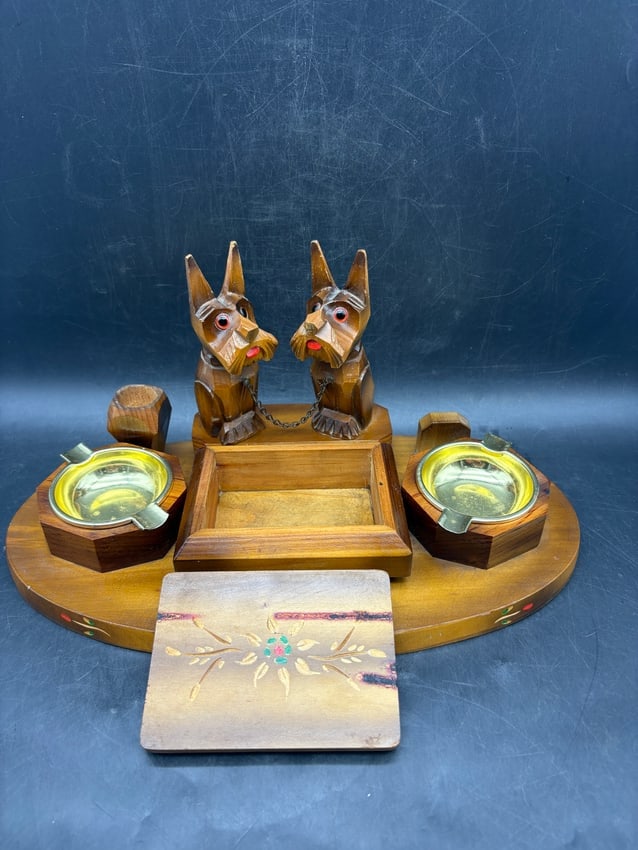 Black Forest Style Tramp Art Smoking Set Desk Stand with Scotty Dogs Ashtrays Tobacco Box Germany - 2