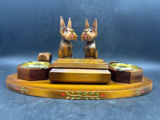 Black Forest Style Tramp Art Smoking Set Desk Stand with Scotty Dogs Ashtrays Tobacco Box Germany - 5