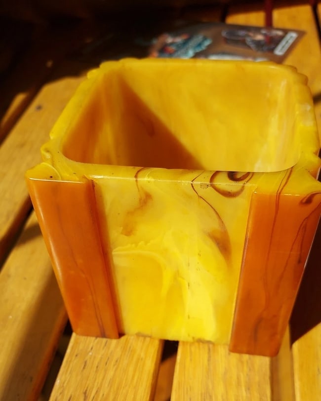 Antique marbleized BUTTERSCOTCH Catalin bakelite 282 grams Bakelite: From a trophy dated 1950. Approximately 3 3/4 x 3 3/4 x 3 1/4inches. 1/4" thick Shipping: Domestic: Flat-rate of $20.00 to anywhere within the contiguous U.S. International: Foreign shipping rates