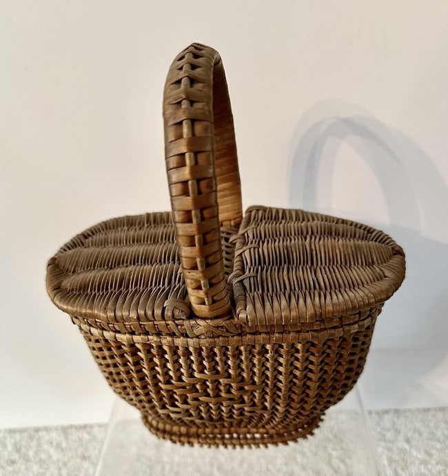 5 3/8" Miniature Splint Double-Lidded Basket (1 of 7)
