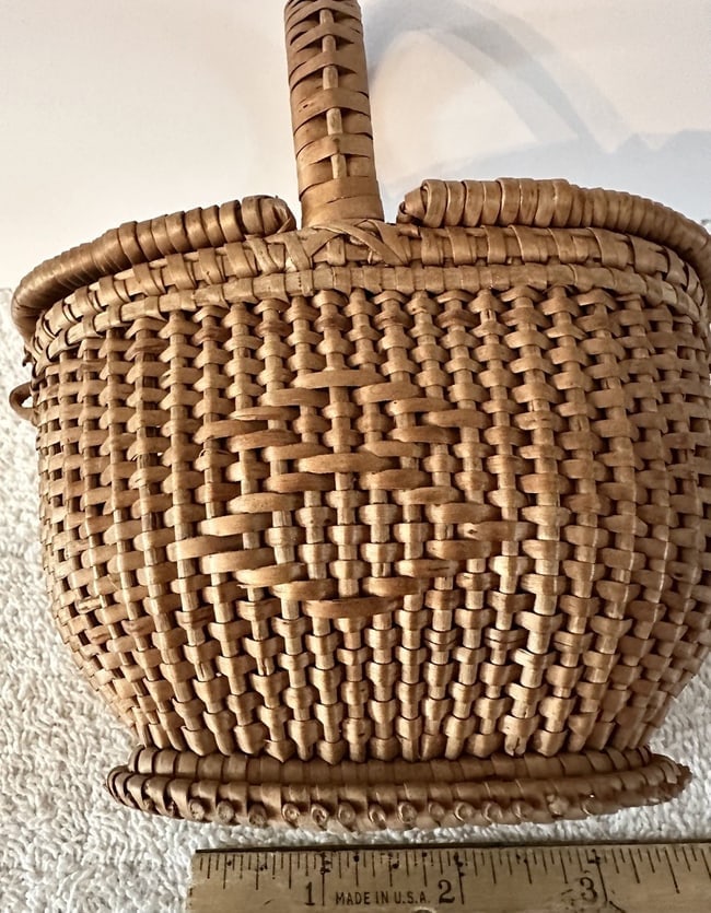 5 3/8" Miniature Splint Double-Lidded Basket - 3