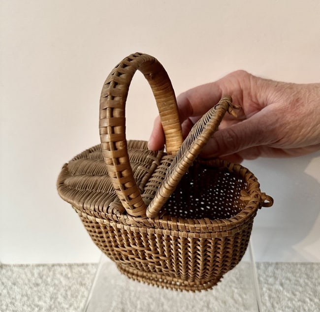5 3/8" Miniature Splint Double-Lidded Basket - 5