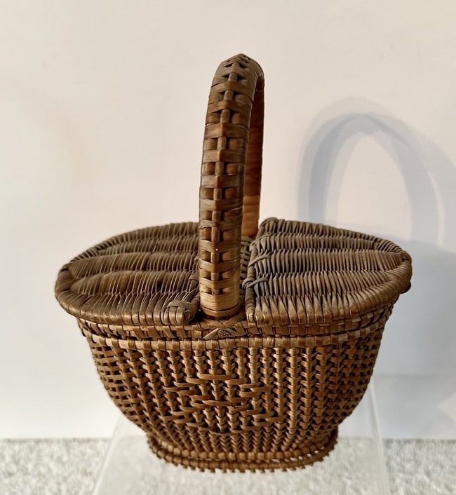 5 3/8" Miniature Splint Double-Lidded Basket - 7