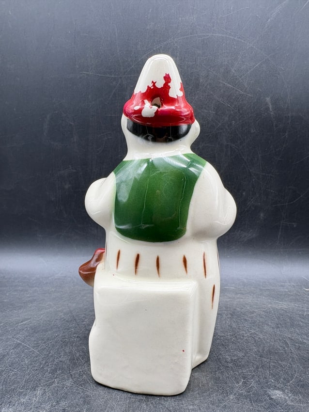 Vintage Mid-Century Japanese Ceramic "Grated Cheese" Clown Shaker or Dispenser, circa 1950s - 3