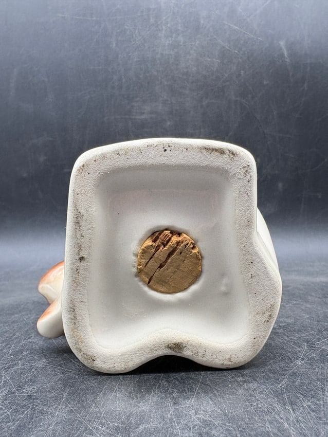Vintage Mid-Century Japanese Ceramic "Grated Cheese" Clown Shaker or Dispenser, circa 1950s - 6