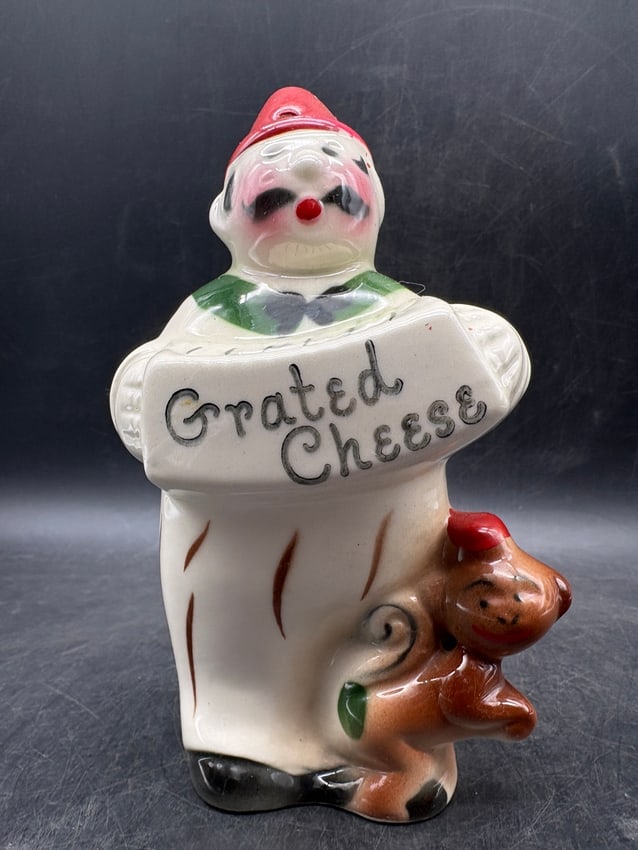 Vintage Mid-Century Japanese Ceramic "Grated Cheese" Clown Shaker or Dispenser, circa 1950s - 8