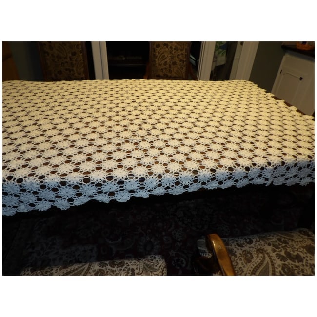Hand Made Crochet Tablecloth or Full Bed Coverlet - 3