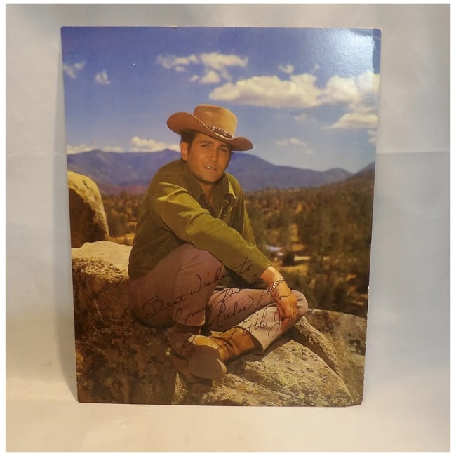 Stock Hollywood Photo of Michale Landon as Little Joe Cartwright - 4