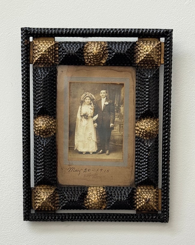 Painted Tramp Art Portrait Frame (1 of 2)