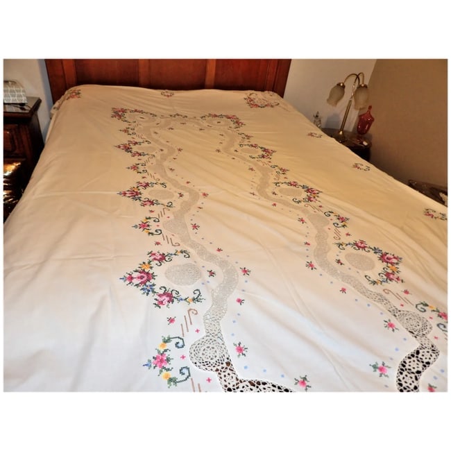 Vintage Cream Crocheted, Embroidery, Cross Stitch, Handmade Linen Table Cloth - 2