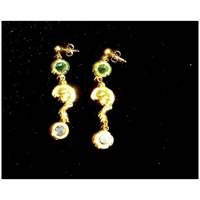 Gibson Girl Face Post Earrings - 4