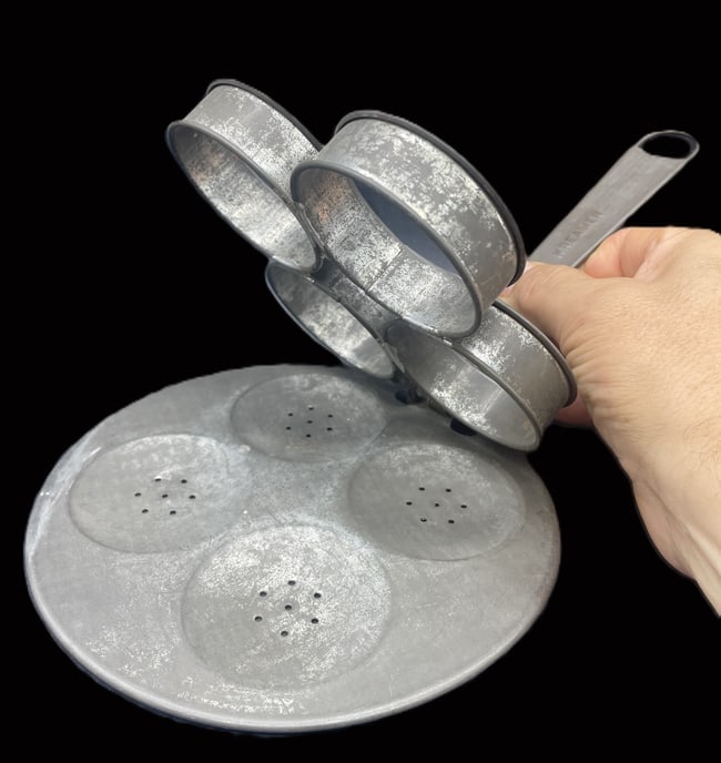 Vintage Kreamer 4 Egg Spring Action Poacher Tin Kitchen Gadget c1920s - 2