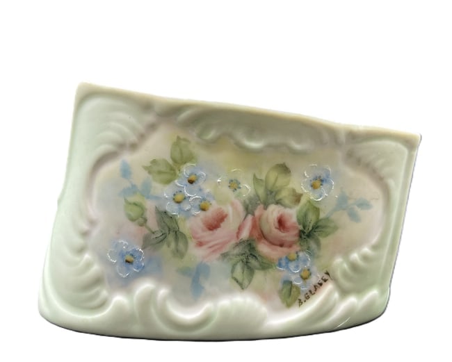 Vintage Gerold Porzellan Silverware Holder Tellau Bavaria: Date/Period: Approx 1940-50's Dimension: Approx. 2.75" tall x 4.25 x 2.25 Material: porcelain Additional Information: intage Gerold Porzellan Silverware Holder Tellau Bavaria Shipping: Domestic: