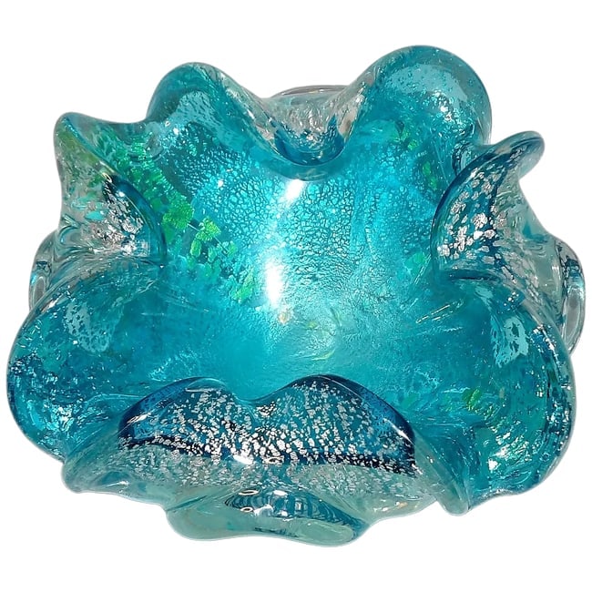 1980's Murano Blue Aventurine Scalloped Art Glass Bowl: This 1980's Murano Blue Aventurine Scalloped Art Glass Bowl is in excellent condition. NO chips, stains, etc. It measures 5 1/2" x 2 1/2". Beautiful vintage art glass bowl featuring a vibrant aqua blu