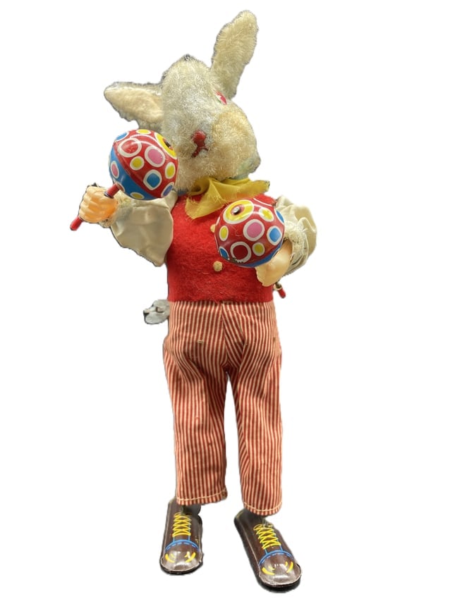VINTAGE CHICO THE MARACAS WINDUP BUNNY Works! - 2