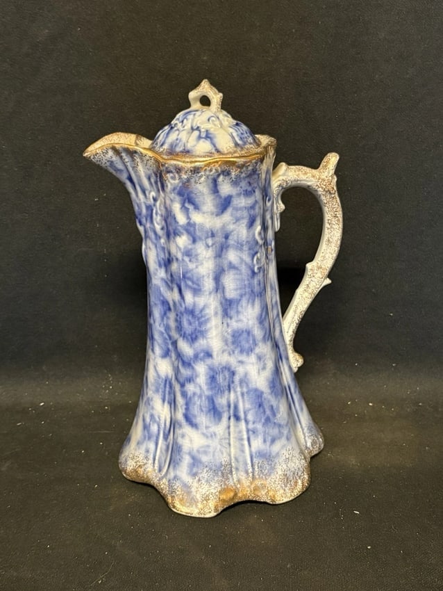 Warwick Flow Blue Chocolate Pot: It is 9 1/8" high and is marked. It has no chips, cracks or repairs. It has very good color Shipping: Domestic: Flat-rate of $15.00 to anywhere within the contiguous U.S. International: Foreign shippi