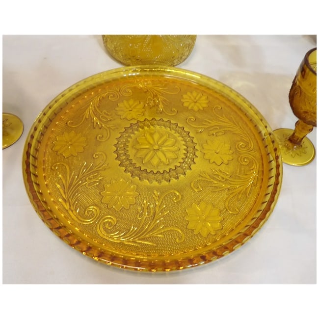 Tiara Sandwich Amber Decanter with Tray and Glasses - 5