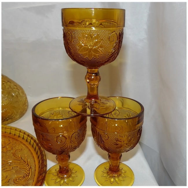 Tiara Sandwich Amber Decanter with Tray and Glasses - 7