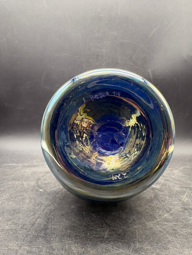 1974 J Baker Art Glass Vase Signed Dated Numbered 13" - 8