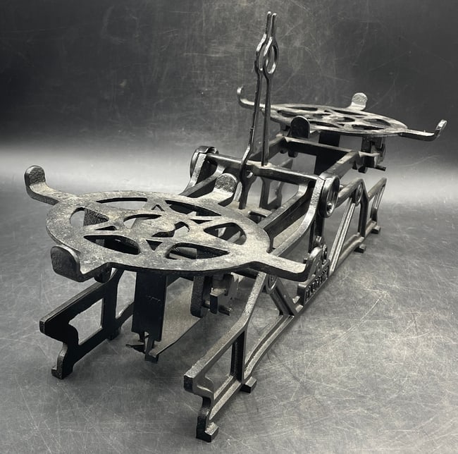 Antique J. Florenz Wien Austrian Cast Iron 5 Kg Merchant's Balance Scale with Original Scoop & 1/2 - 3