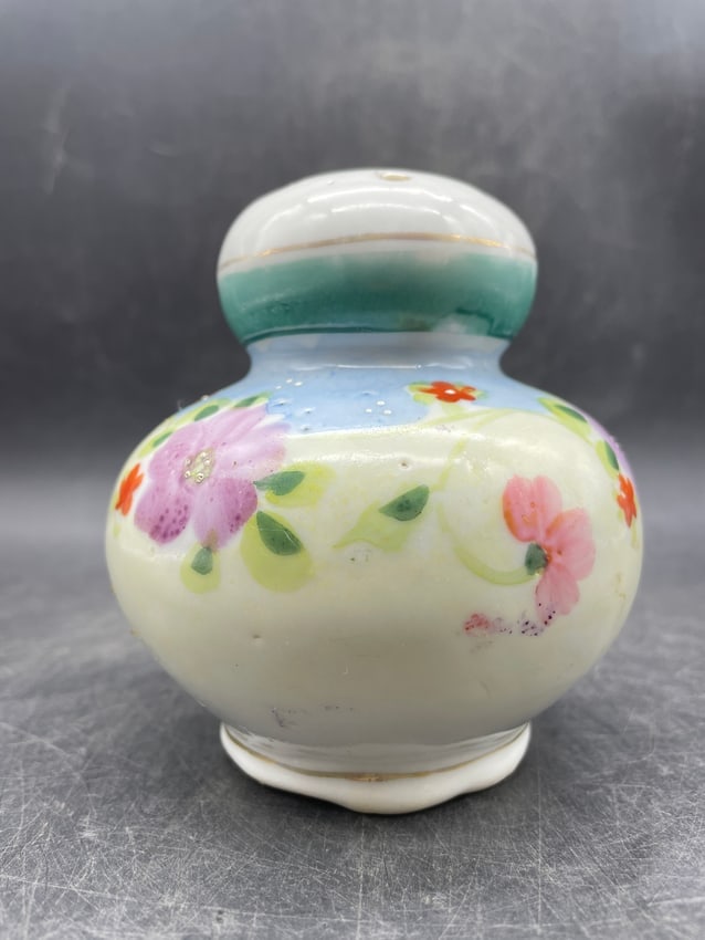 Vintage Japan Muffineer Shaker, Salt Shaker - 3