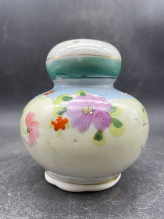 Vintage Japan Muffineer Shaker, Salt Shaker - 4
