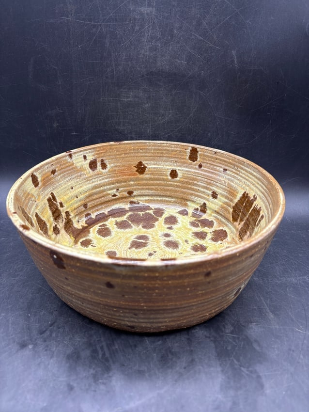 Mid Century Studio Pottery Bowl Signed G. Geiger 1967 Williamsport PA Brown Drip Glaze Stoneware: Date/Period: 1967 Dimension: Approx. 9.5" diameter x 4" tall Material: stoneware Additional Information: Authentic 1960s American studio pottery with organic glaze movement typical of the era.