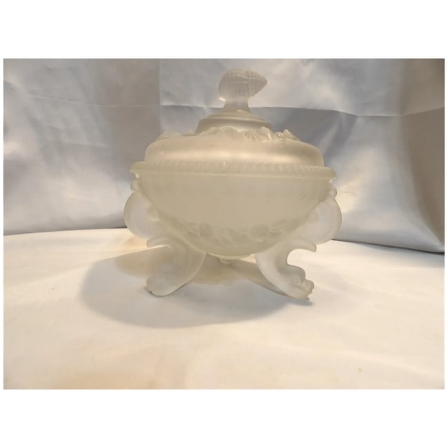 Satin Argonaut Shell Cand Dish MCM by Portieus Vallerystahl - 9