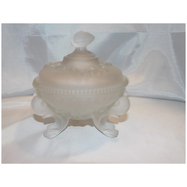 Satin Argonaut Shell Cand Dish MCM by Portieus Vallerystahl - 2