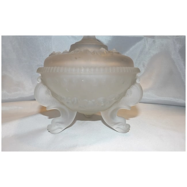 Satin Argonaut Shell Cand Dish MCM by Portieus Vallerystahl - 3