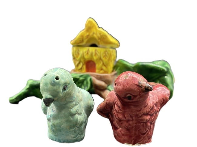 Vintage 1940s Japanese Ceramic Bird Salt & Pepper Shaker Set with Birdhouse Condiment Caddy - 2