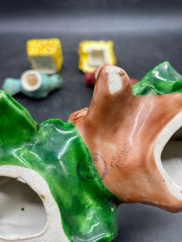 Vintage 1940s Japanese Ceramic Bird Salt & Pepper Shaker Set with Birdhouse Condiment Caddy - 7