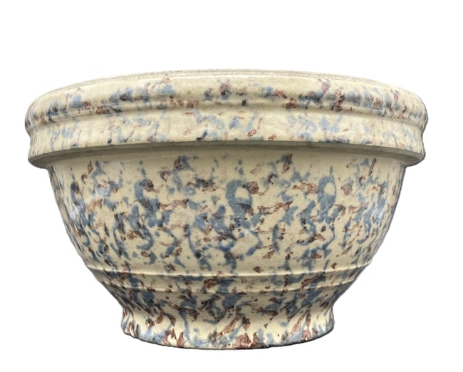 Beautiful Large Primitive Pottery Spongeware Mixing Bowl: Date/Period: UNKNOWN Dimension: APPROX 10" x 5.75 tall Material: SPONGEWARE Additional Information: This beautiful pottery mixing bowl is perfect for adding a touch of rustic charm to your kitchen.
