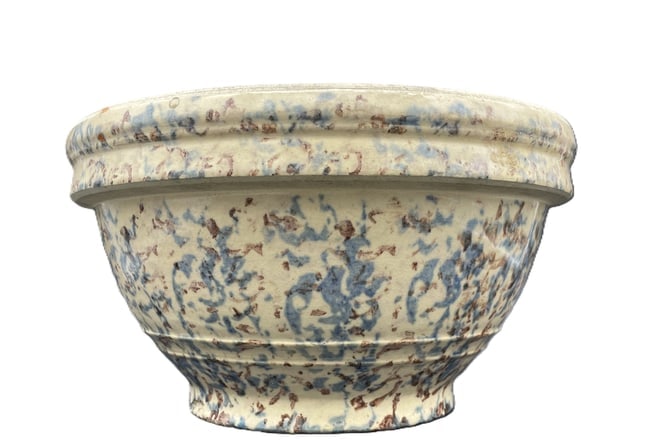Beautiful Large Primitive Pottery Spongeware Mixing Bowl - 4