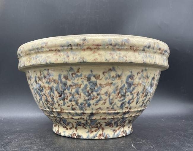 Beautiful Large Primitive Pottery Spongeware Mixing Bowl - 5