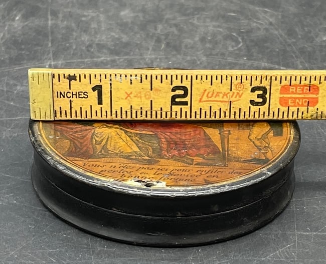 ANTIQUE LAQUER SNUFF BOX FRENCH SCENE with provenance - 8
