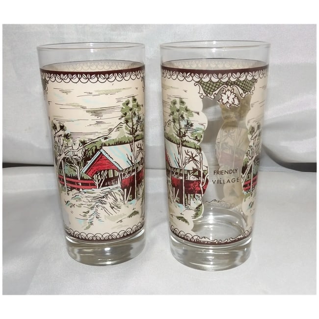Friendly Village Glassware Goblets / Wine Glasses / Tumblers - 9