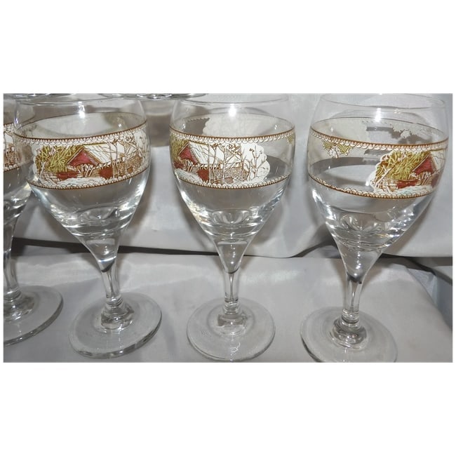 Friendly Village Glassware Goblets / Wine Glasses / Tumblers - 5