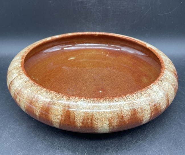 Antique Medalta Pottery Bulb Bowl, Low Bowl: Date/Period: approx 1930-40's Dimension: approx 10" x 2" deep Material: pottery Additional Information: This is a lovely piece of pottery, produced in Canada. Shipping: Domestic: Flat-rate of $15.00